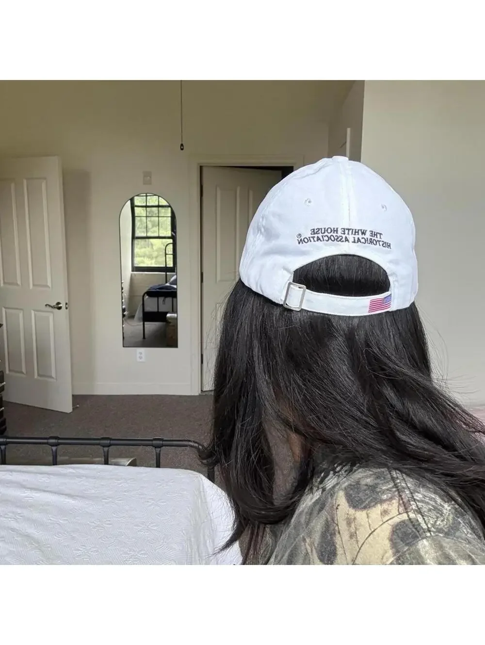 White House Historical Association Dad Hat — White Presidential Seal Cap🦅🤍 - Picture 3 of 6